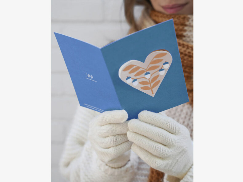 HEART-blue-Postkarte–jurianne-matter