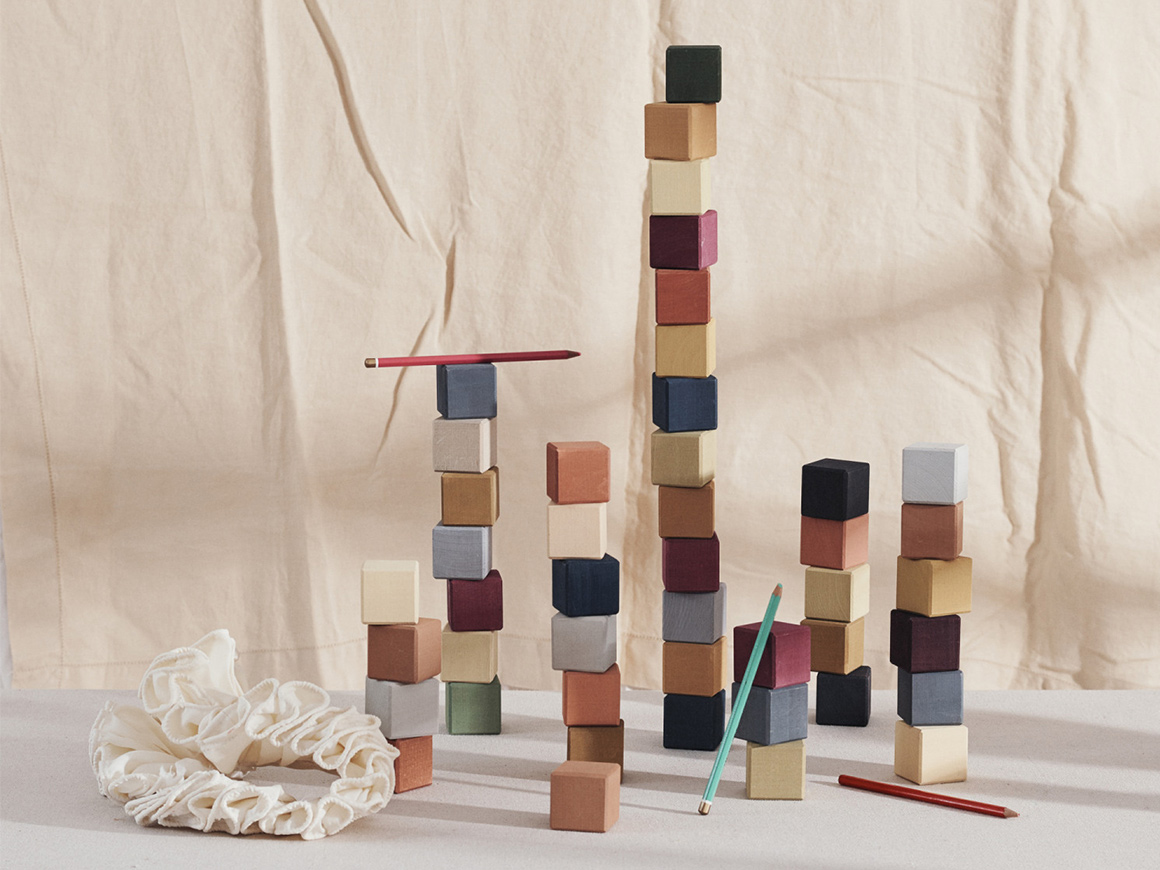 Holzbausteine-Cubes-in-Cube-Natural-raduga-grez