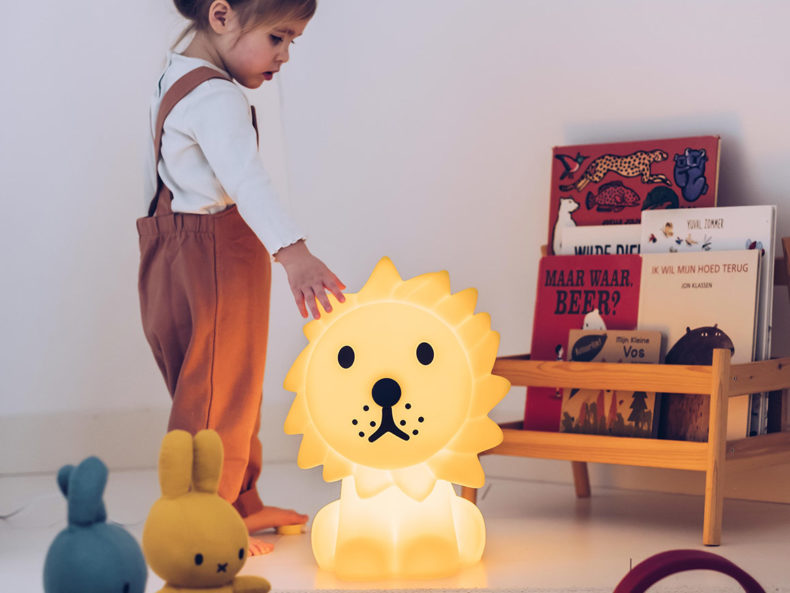 Lion-Star-Light-Lampe-Mr-Maria-Kinderzimmer
