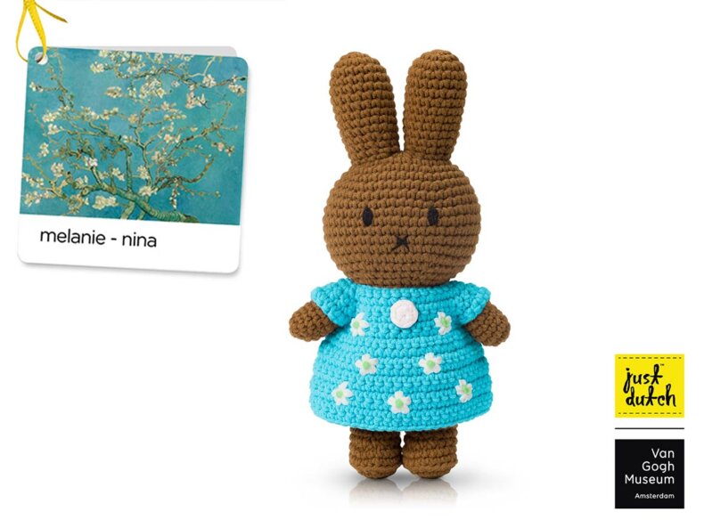 MELANIE - Im Vincent van Gogh’s Mandelblütenkleid