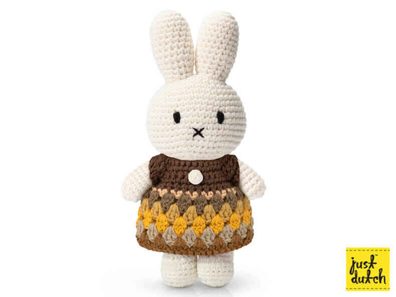 MIFFY Kuschelhase - im natürlichen Regenbogenkleid