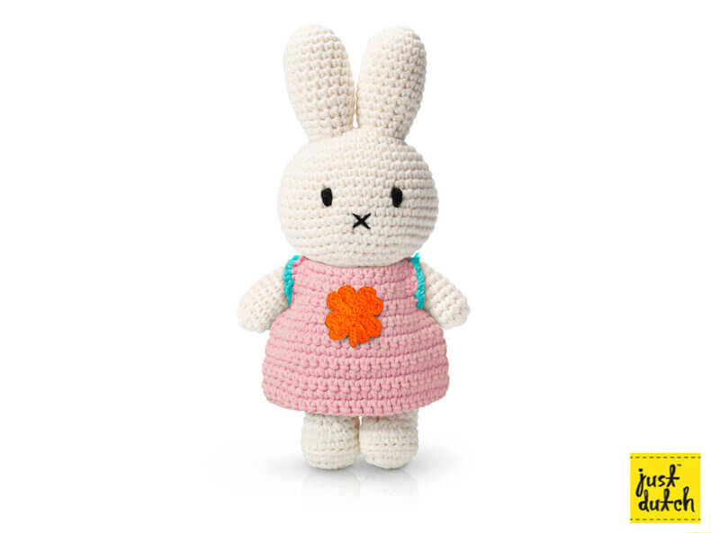 MIFFY Kuschelhase im pastellrosa Klee Kleid