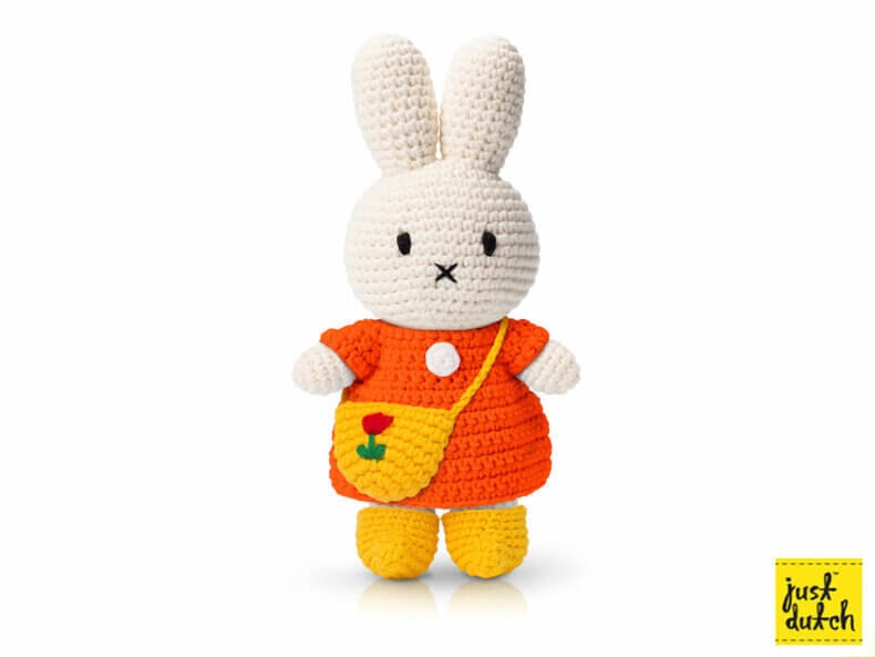 MIFFY, Kuschelhase mit Tulpentäschchen & Schuhen | just dutch
