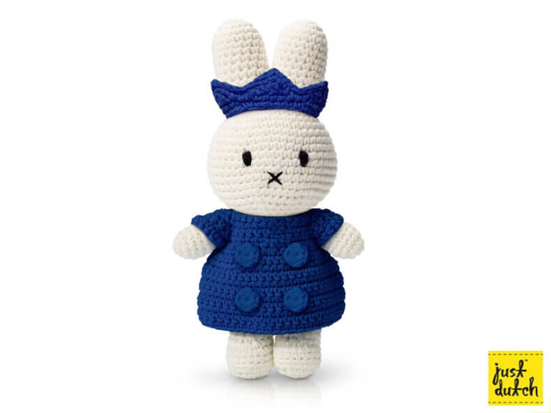 MIFFY - im Königinnen Outfit | Just Dutch