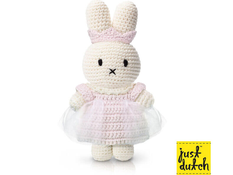 MIFFY - im pastelrosa Prinzessinnen-Outfit