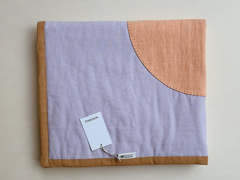 RED MOON Quiltdecke, MIKANU – Bild 5
