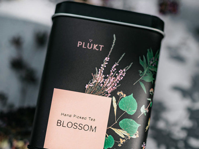 PLUKT BLOSSOM TEE