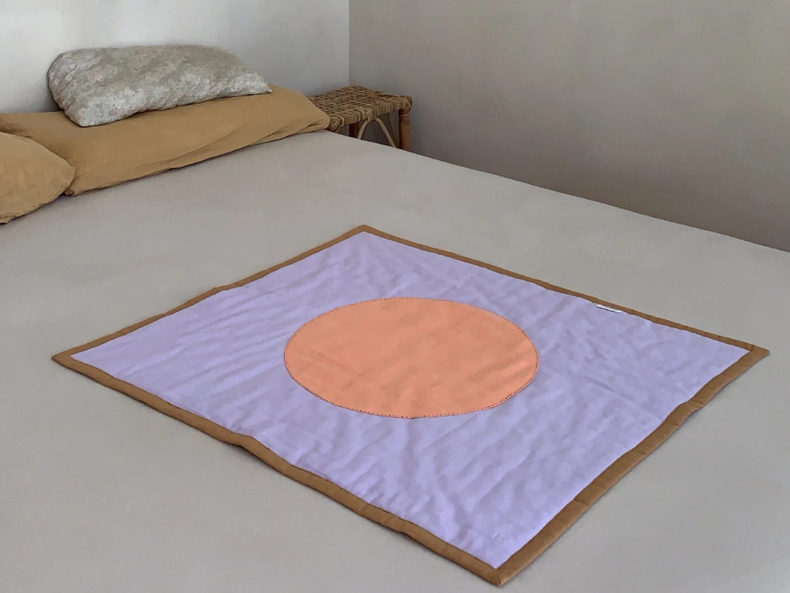 RED MOON Quiltdecke, MIKANU – Bild 2