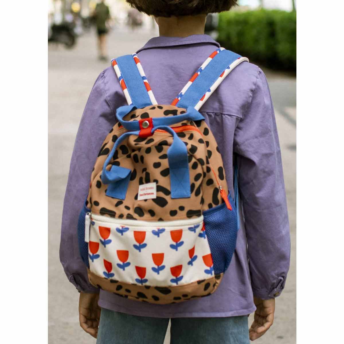 Leopard and Flowers Backpack – MINI KYOMO x Taxi Brousse – Bild 7