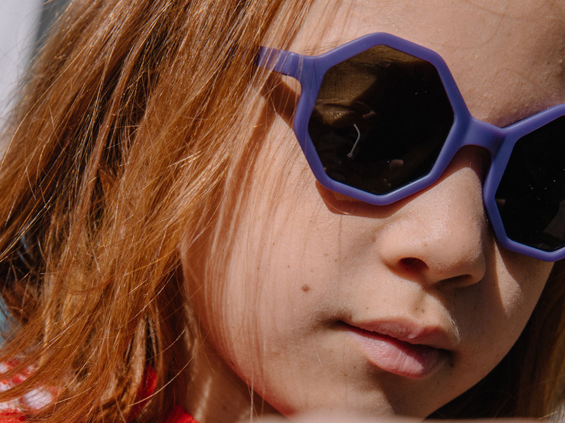 Mzshne Kinder-Silikon-Sonnenbrille mit weichem Silikon, hautfreundlich für  Kinder, Outdoor-Kleidung : : Fashion