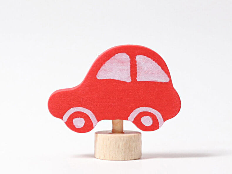 Handbemalte GRIMM'S Steckfigur Rotes Auto aus Holz, dekorativer Stecker für Geburtstagsringe, Tischdeko oder Jahreszeitentisch, nachhaltige Holzdeko
