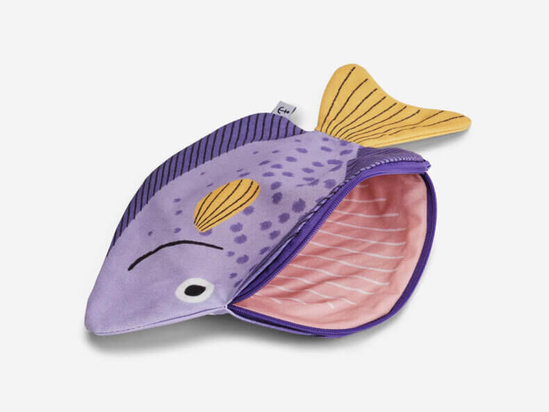Detailansicht des Don Fisher Sweetlips Etuis – handgenähtes Etui in Form eines Sweetlips