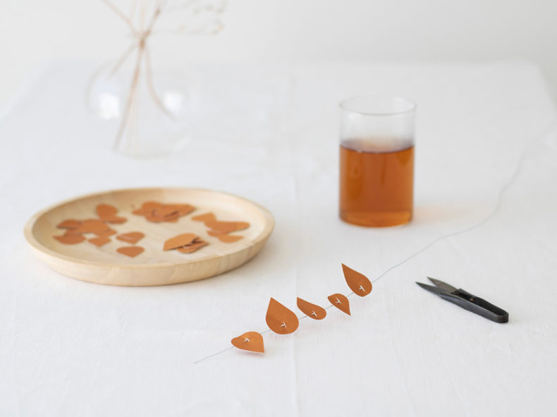 twig leaves OCHRE – Bild 7