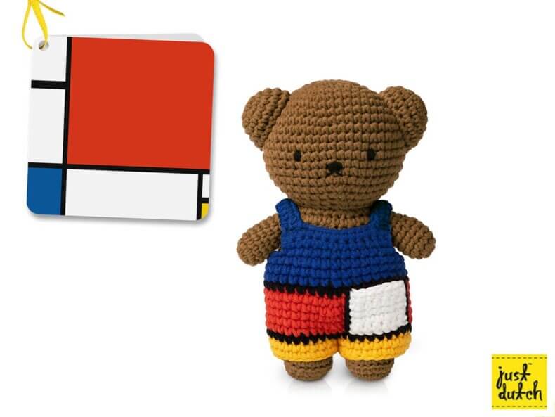 Boris im Mondrian Overall