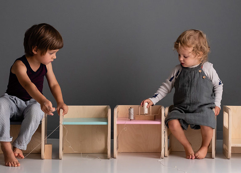 Wendehocker KUBIK - Kinder spielend