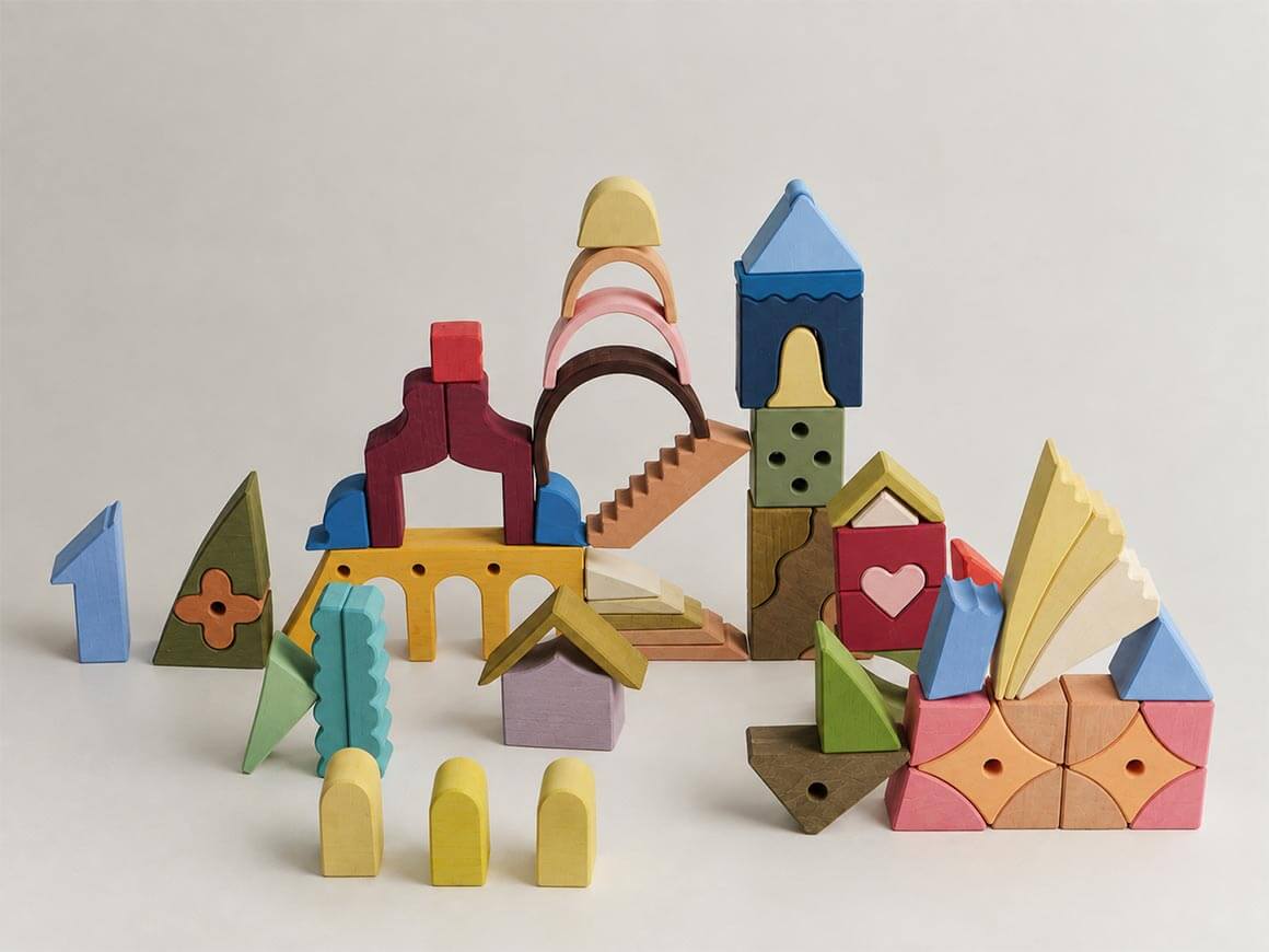 Moon Building Blocks von RADUGA GREZ aus Holz