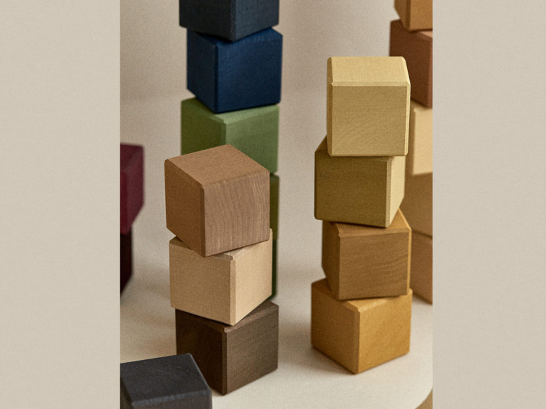 raduga-grez-Cubes-in-Cube-Holzbausteine