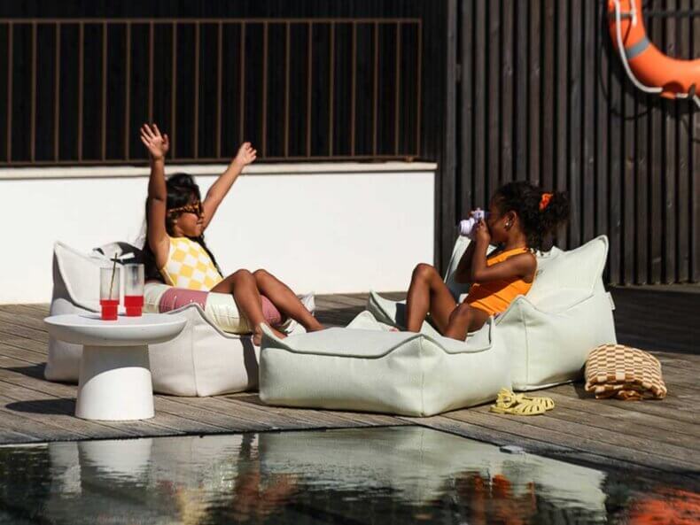 wigiwama-Outdoor-Beanbag-Chair-Herba-filipok