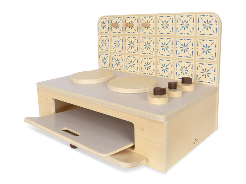wooden-table-kitchen-konges-sloejd